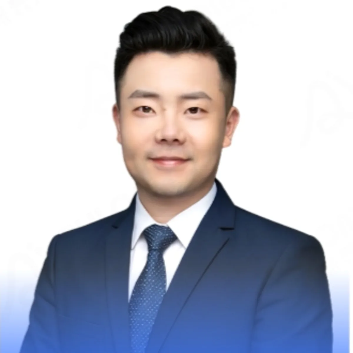 齐俊飞,C 端销售总监